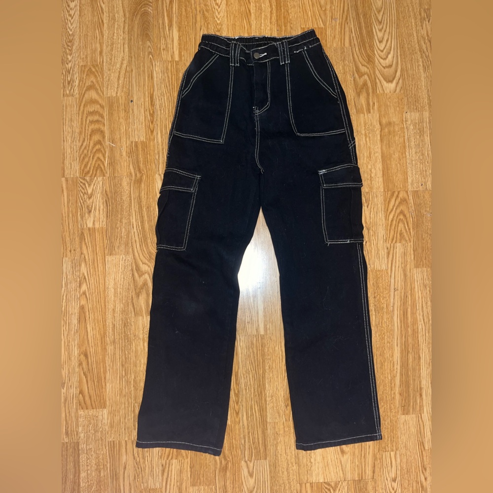 Tilly’s TrueWrld Black White Contrast Stitch Cargo Carpenter Pants Size Medium